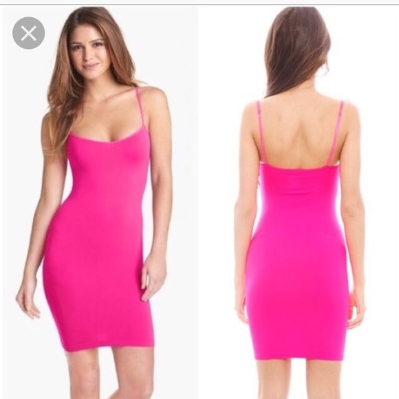 Free People Dresses & Skirts - 🔥 🔥 BNWOT Seamless Slip Dress 🔥🔥